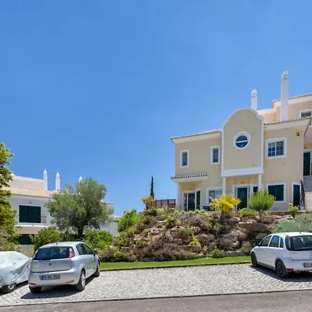 Apartman Pali Almancil